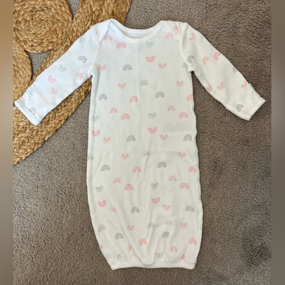 Gown - Picture 3 of 3